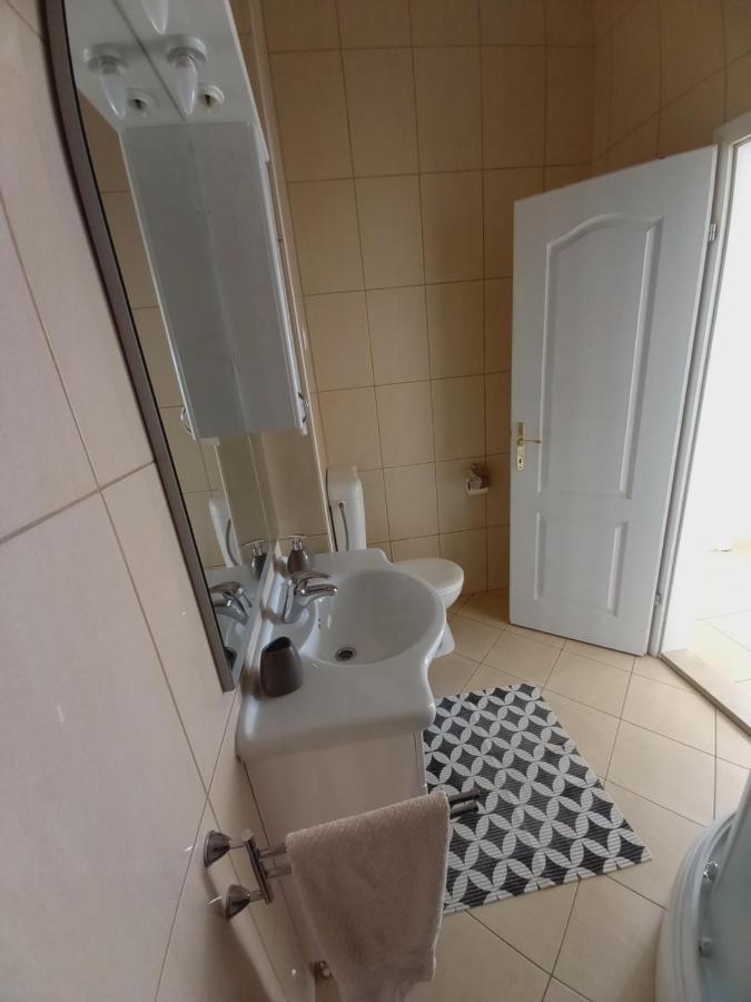 Apartments Villa Iva Оребич Екстер'єр фото
